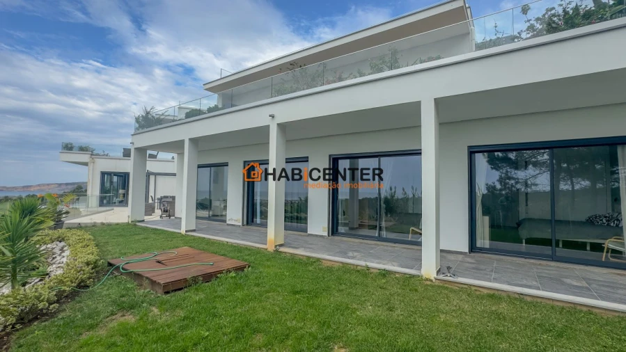 Moradia T7 para Venda em Famalicão Foto 6