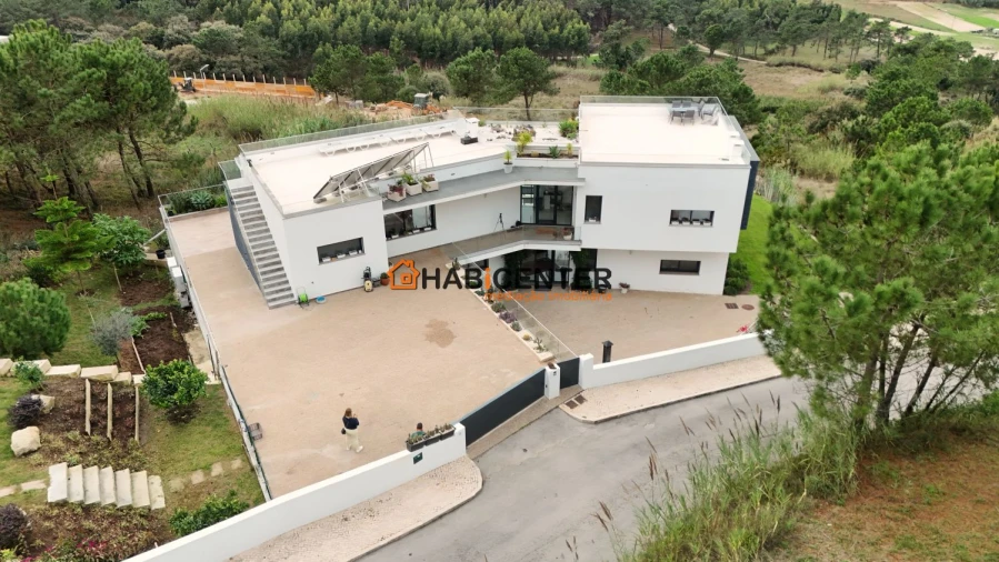 Moradia T7 para Venda em Famalicão Foto 7