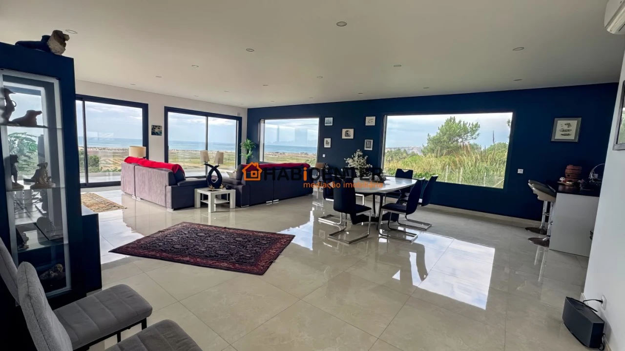 Moradia T7 para Venda em Famalicão Foto 13