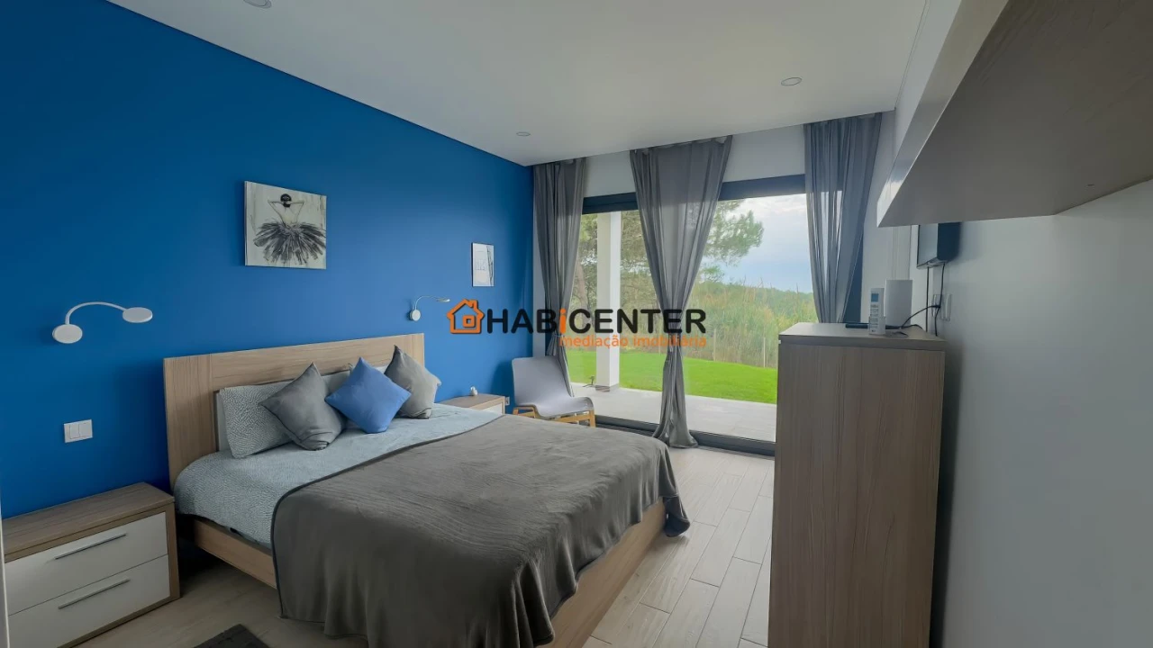 Moradia T7 para Venda em Famalicão Foto 21