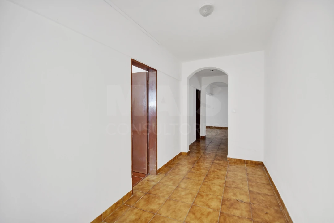 Moradia T8 para Venda em Atouguia da Baleia Foto 2