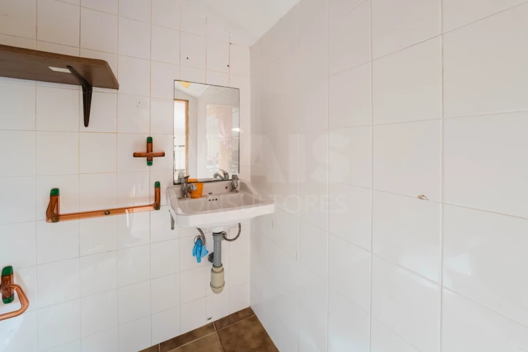 Moradia T3 para Venda em Atouguia da Baleia Foto 11