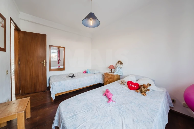 Moradia T3 para Venda em Atouguia da Baleia Foto 4