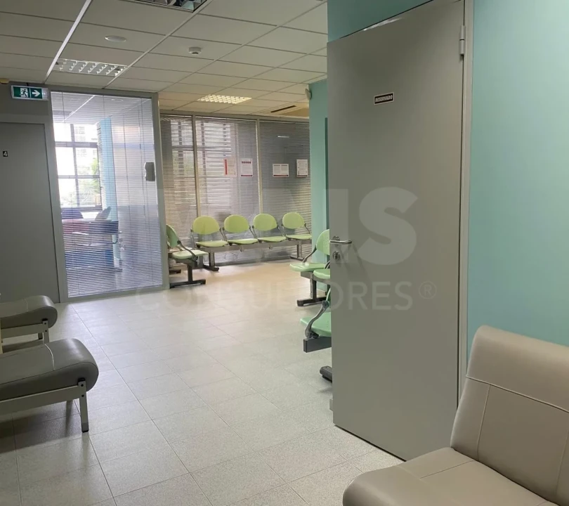 Loja para Venda em Algueirão-Mem Martins Foto 2