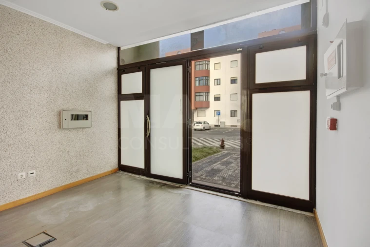 Loja para Venda em Peniche Foto 3