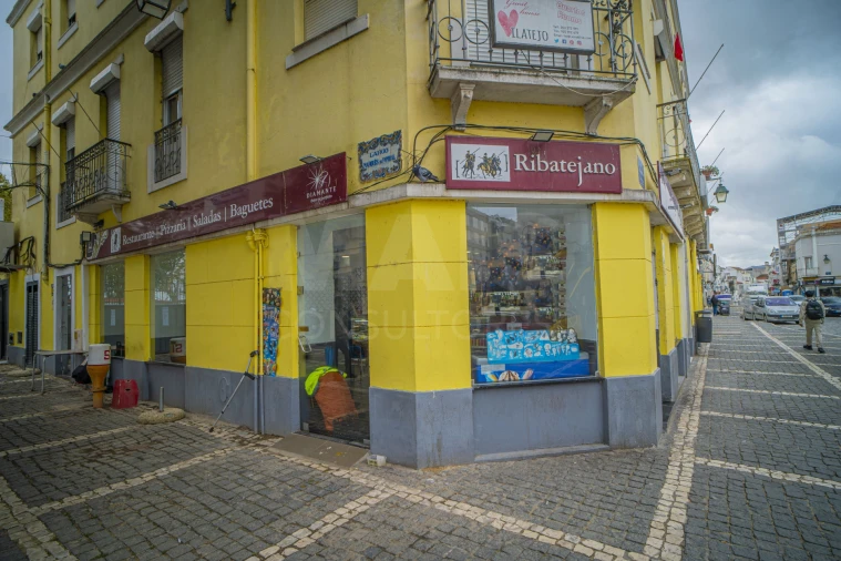 Loja para Venda em Vila Franca de Xira Foto 11