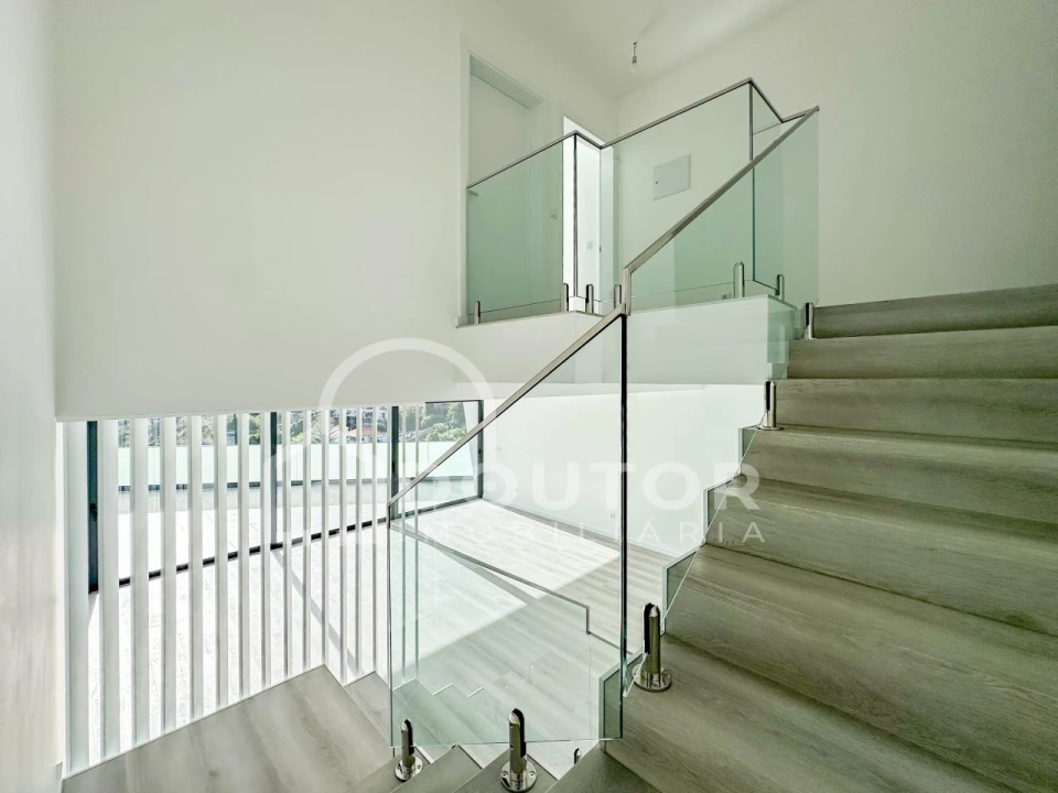 Moradia T3 para Venda em Santo Antonio Foto 17