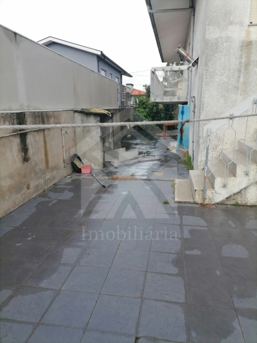 Moradia T3 para Venda em Bougado (São Martinho e Santiago) Foto 4