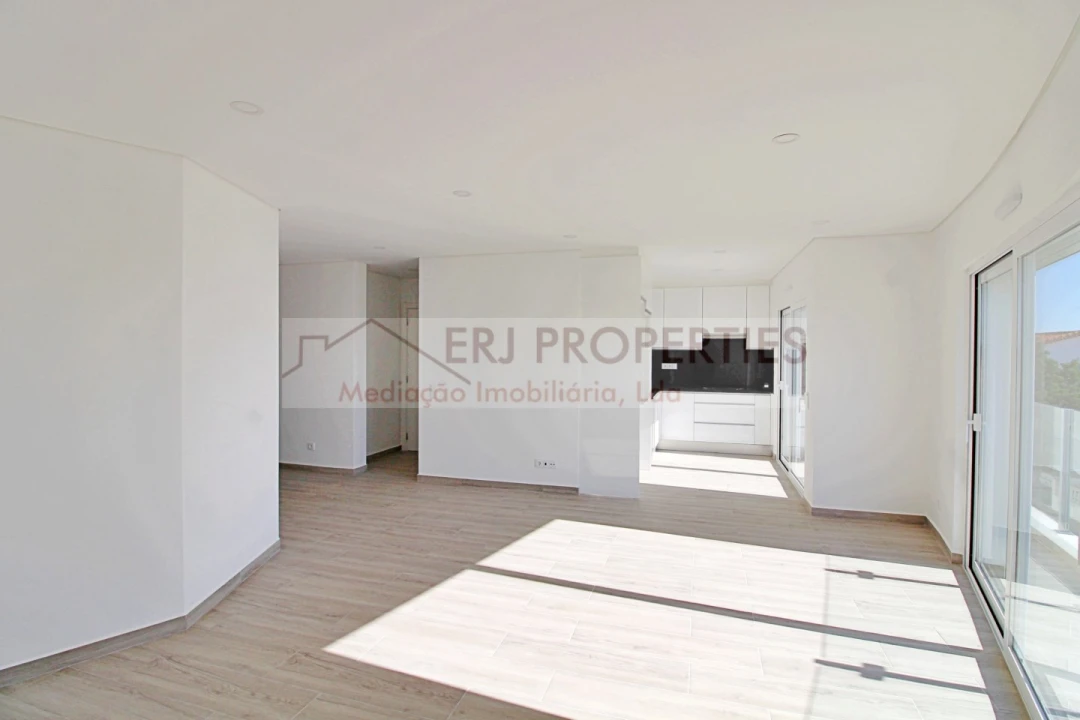 Apartamento T2 para Venda em Altura Foto 7