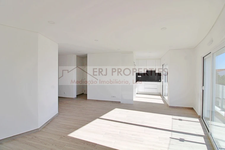 Apartamento T2 para Venda em Altura Foto 7