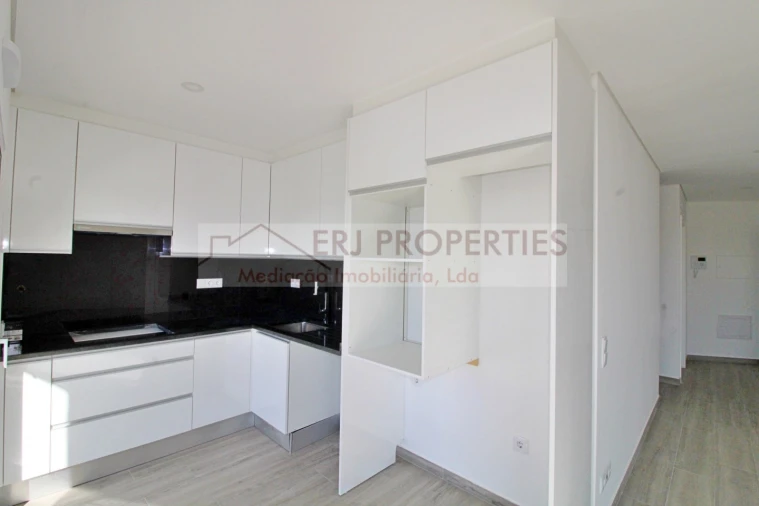 Apartamento T2 para Venda em Altura Foto 2