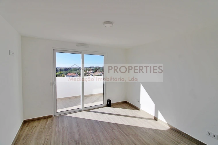 Apartamento T2 para Venda em Altura Foto 13