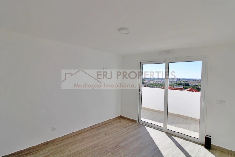 Apartamento T2 para Venda em Altura Foto 14