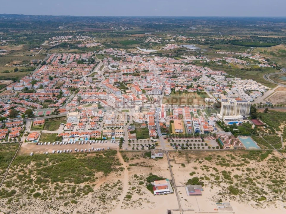 Apartamento T3 para Venda em Altura Foto 3