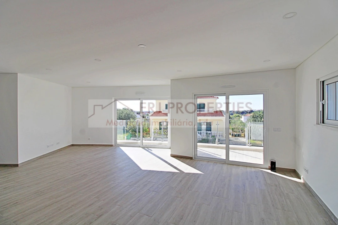 Apartamento T3 para Venda em Altura Foto 2