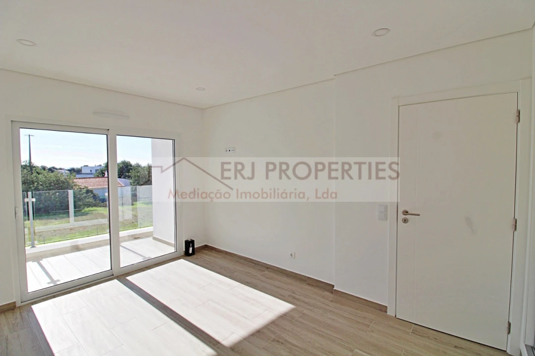 Apartamento T3 para Venda em Altura Foto 17