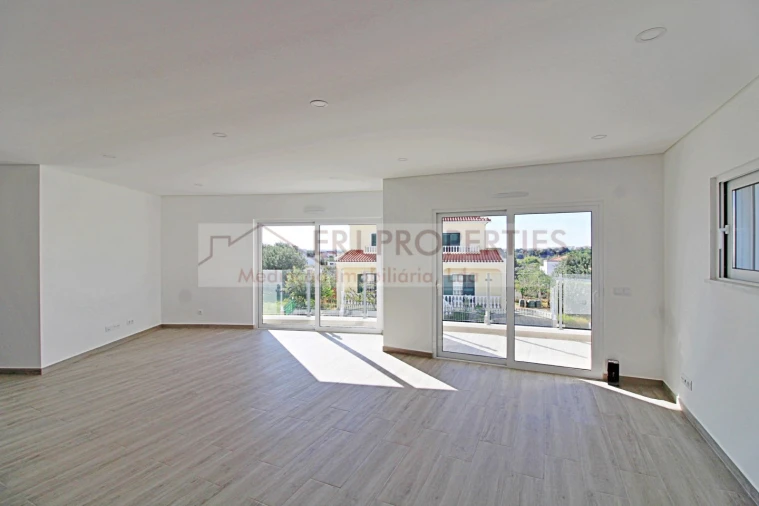 Apartamento T3 para Venda em Altura Foto 2