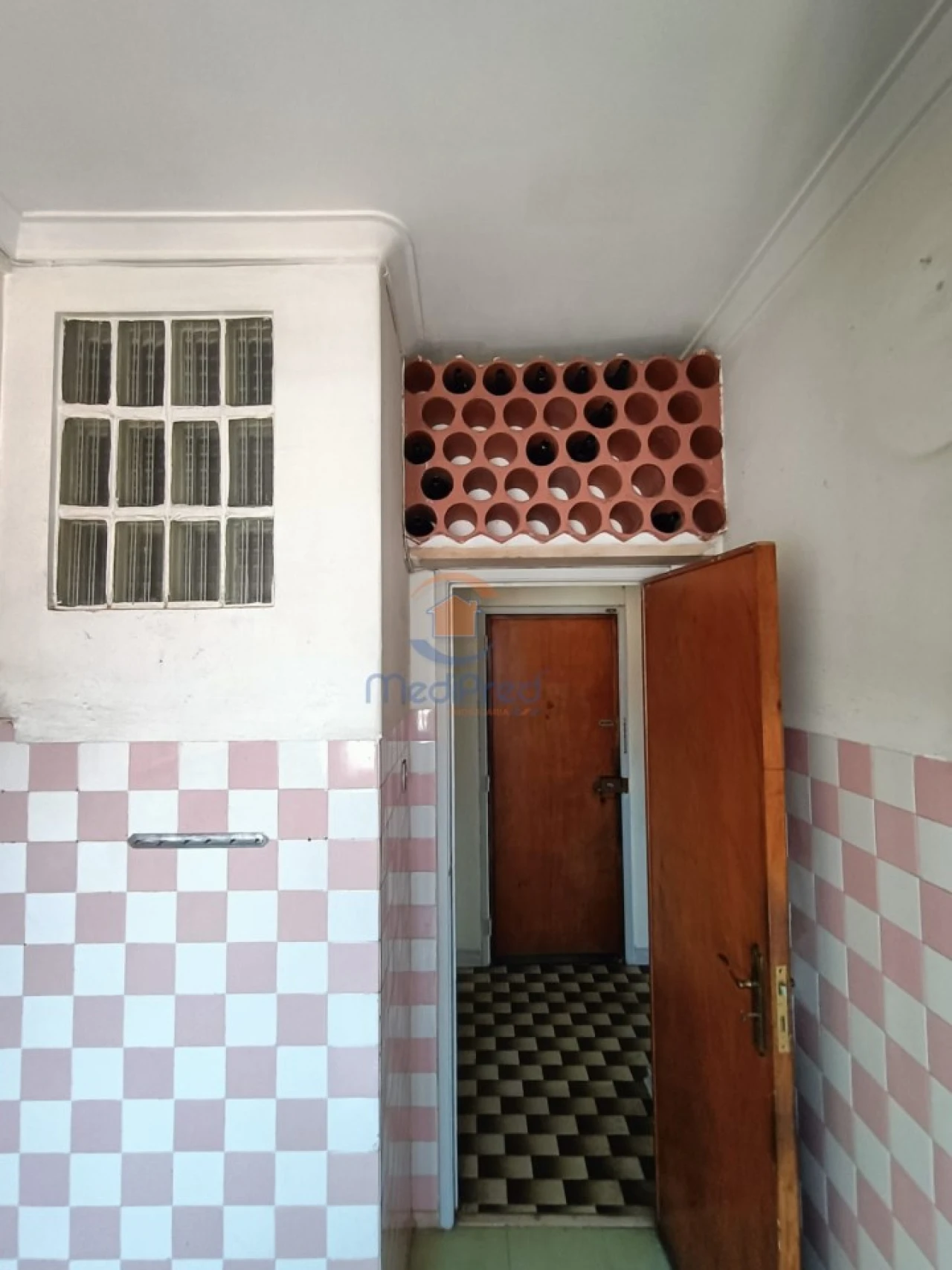 Apartamento T2 para Venda em Pontinha e Famões Foto 4