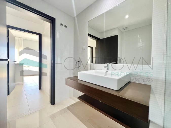 Apartamento T2 para Venda em Quarteira Foto 12