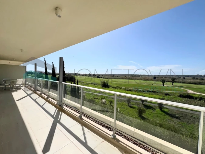 Apartamento T2 para Venda em Quarteira Foto 4