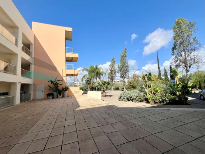 Apartamento T2 para Venda em Quarteira Foto 24