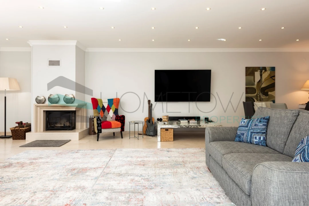 Moradia T4 para Venda em Boliqueime Foto 8