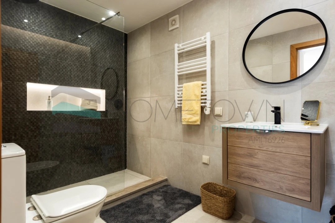 Moradia T4 para Venda em Boliqueime Foto 18