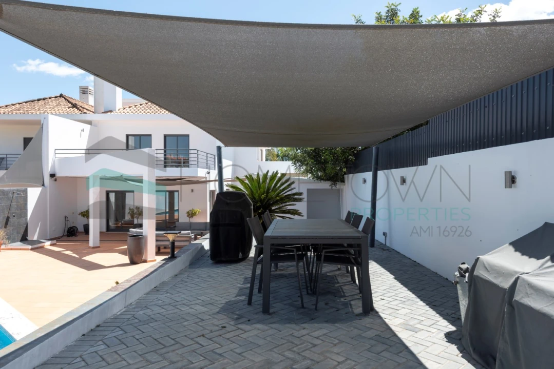 Moradia T4 para Venda em Boliqueime Foto 39