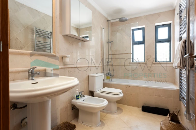 Moradia T4 para Venda em Boliqueime Foto 24