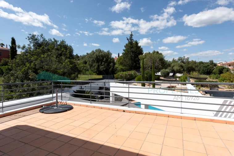 Moradia T4 para Venda em Boliqueime Foto 26