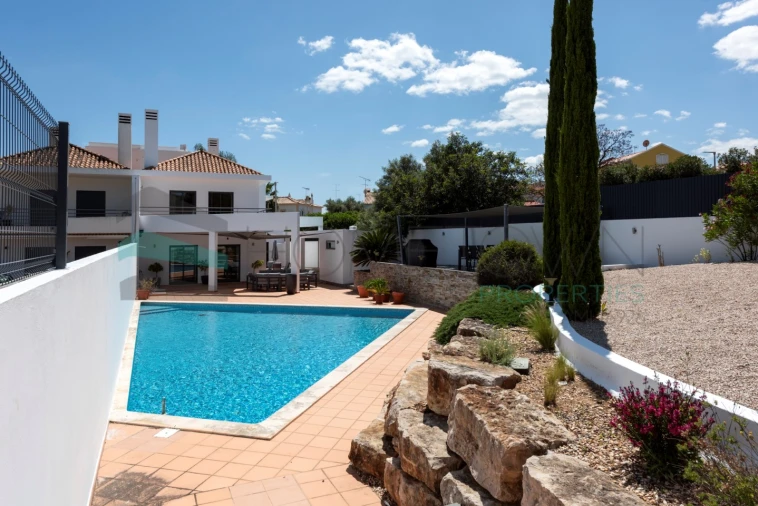 Moradia T4 para Venda em Boliqueime Foto 41