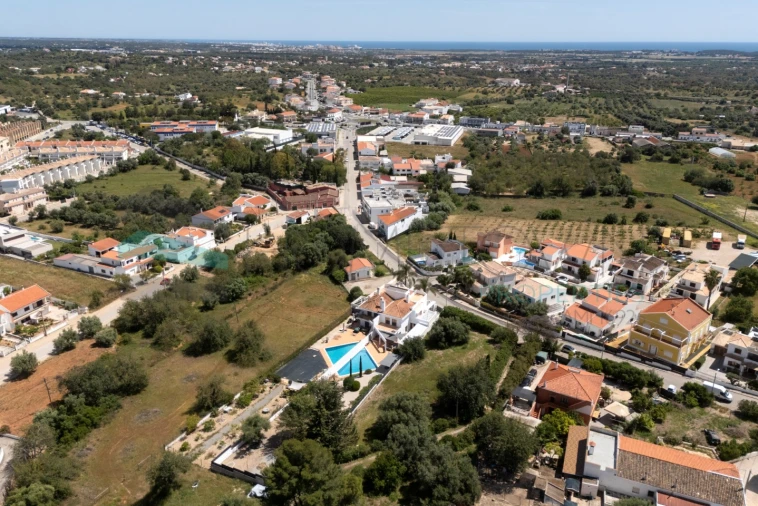 Moradia T4 para Venda em Boliqueime Foto 45