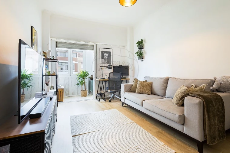 Apartamento T3 para Venda em Odivelas Foto 9