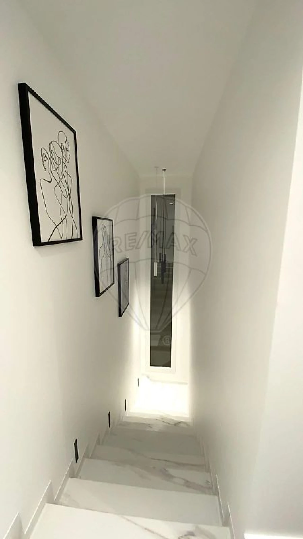 Moradia T5 para Venda em Ramada e Caneças Foto 17