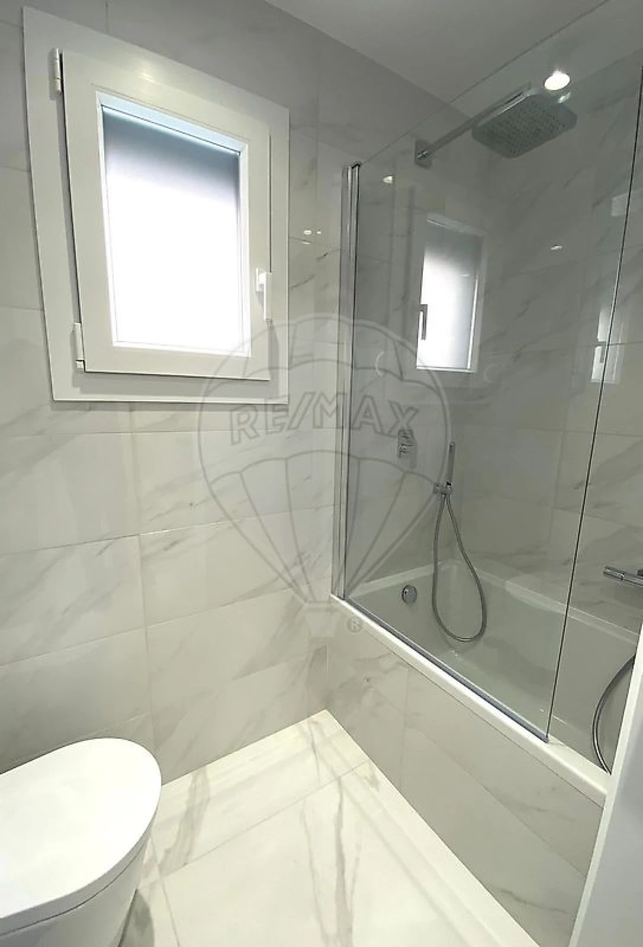 Moradia T5 para Venda em Ramada e Caneças Foto 31