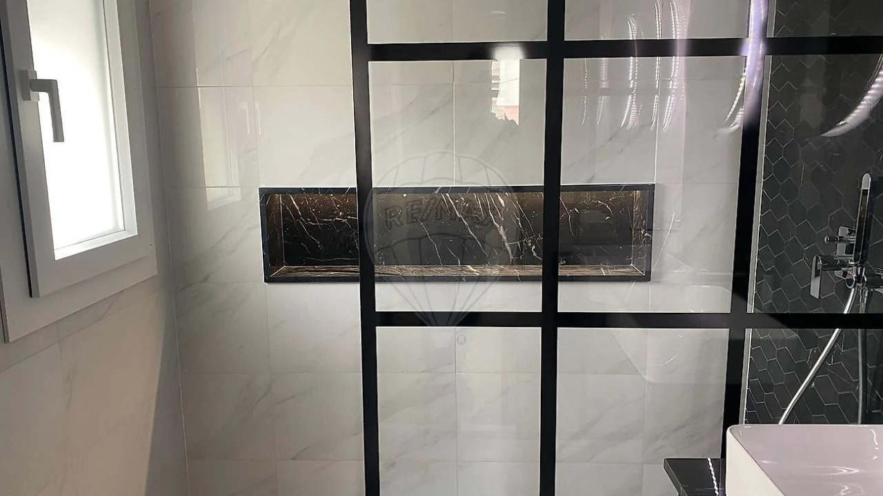 Moradia T5 para Venda em Ramada e Caneças Foto 35