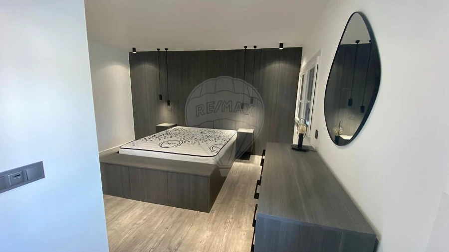 Moradia T5 para Venda em Ramada e Caneças Foto 25