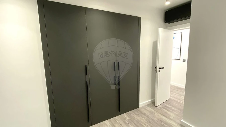 Moradia T5 para Venda em Ramada e Caneças Foto 19