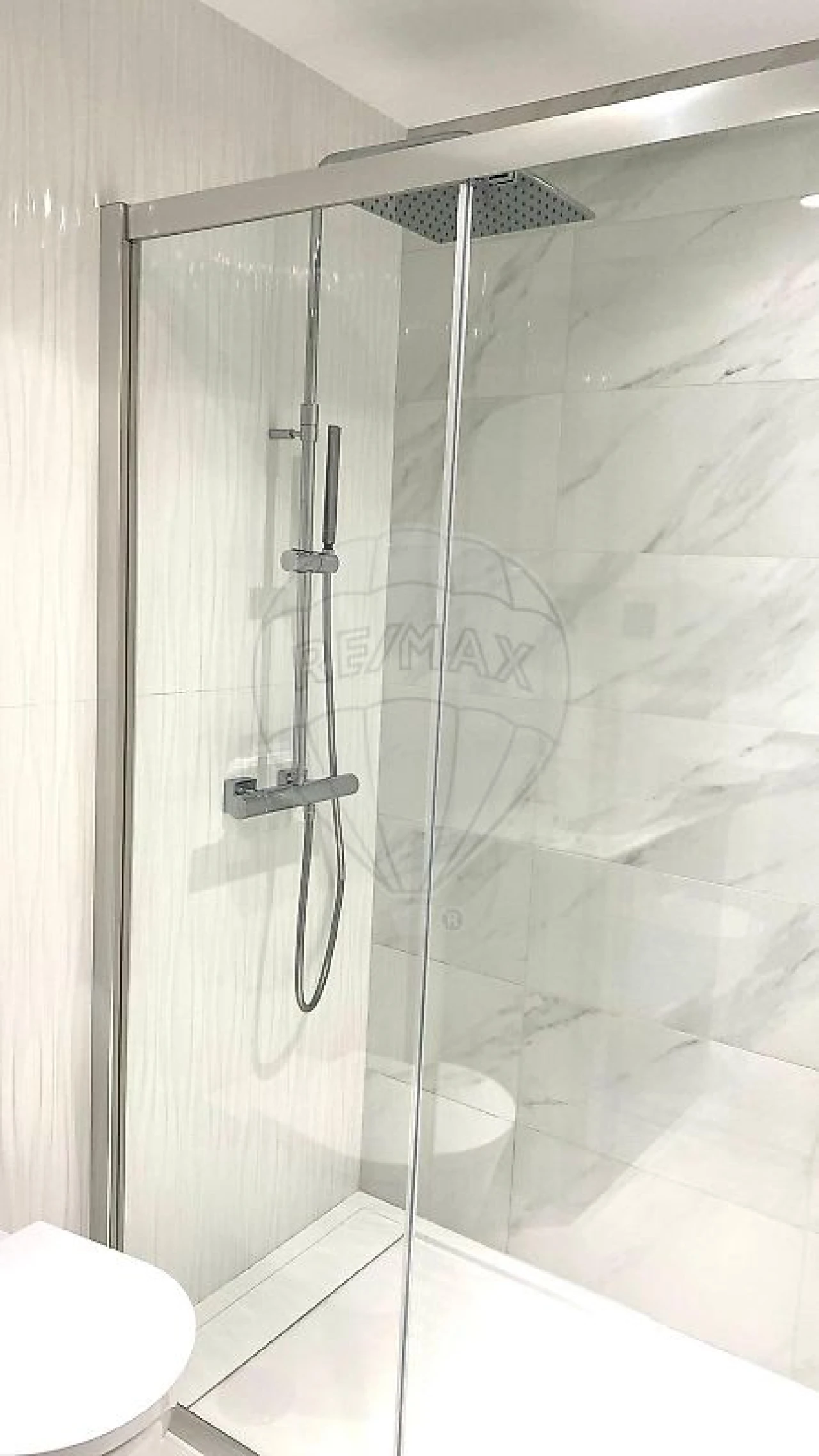 Moradia T5 para Venda em Ramada e Caneças Foto 38