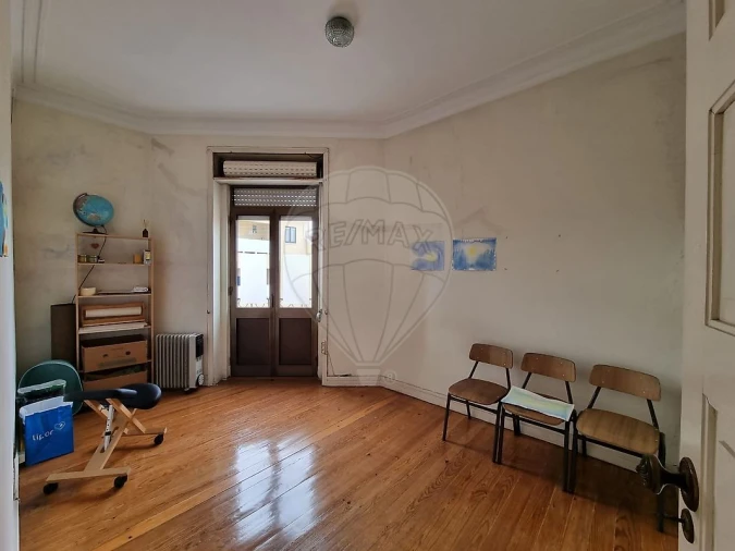 Moradia T3 para Arrendamento em Paranhos Foto 10