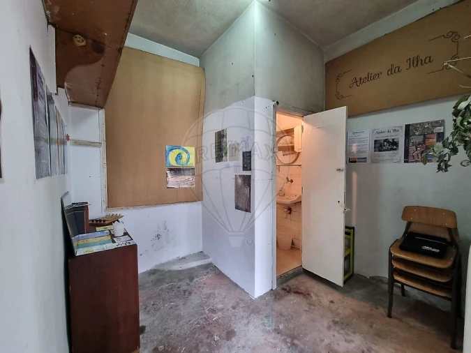 Armazém para Arrendamento em Paranhos Foto 7