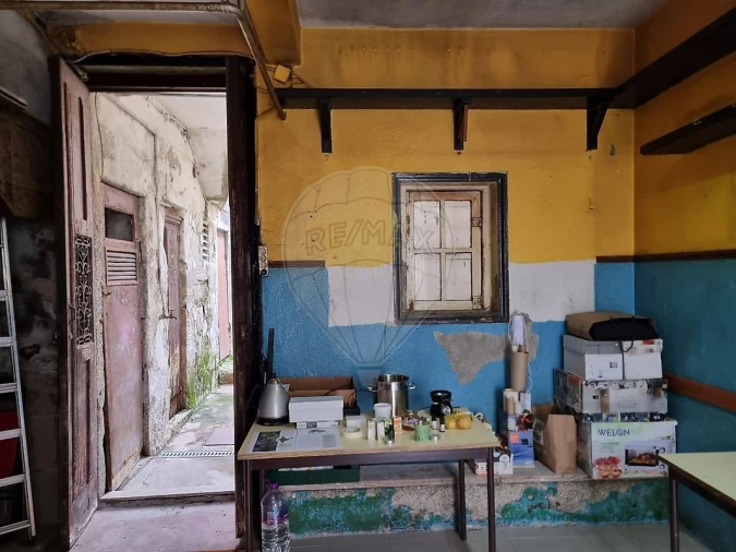 Armazém para Arrendamento em Paranhos Foto 12