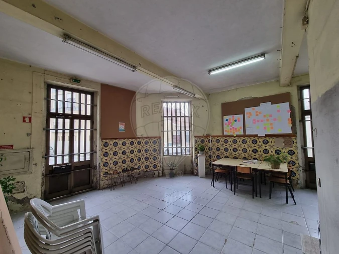 Armazém para Arrendamento em Paranhos Foto 5