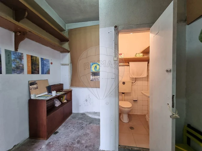 Armazém para Arrendamento em Paranhos Foto 9