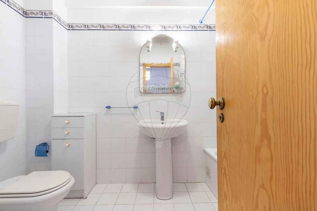 Apartamento T1 para Venda em Silveira Foto 14