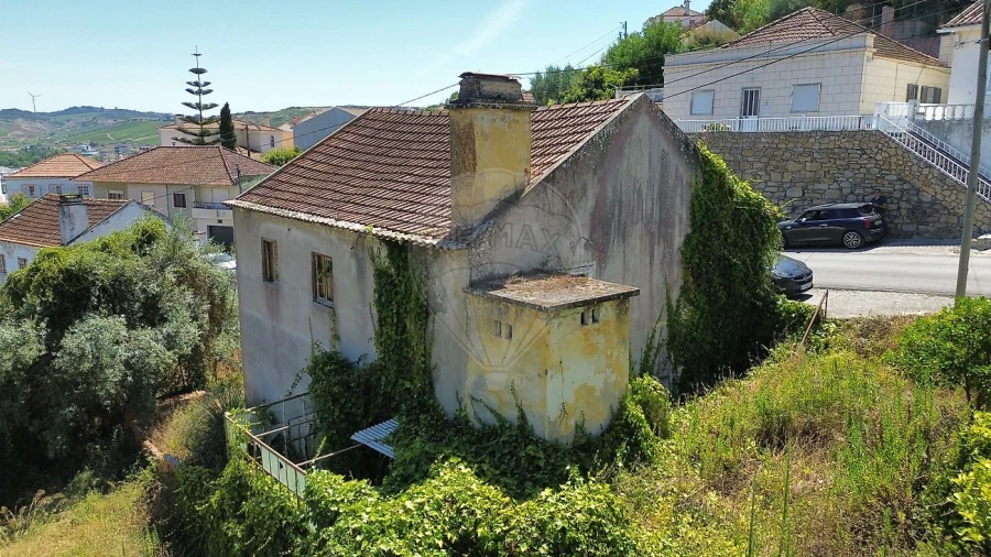 Moradia T2 para Venda em Santa Maria, São Pedro e Matacães Foto 7