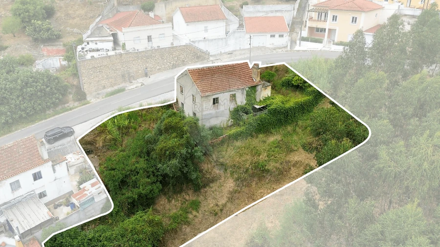 Moradia T2 para Venda em Santa Maria, São Pedro e Matacães Foto 11