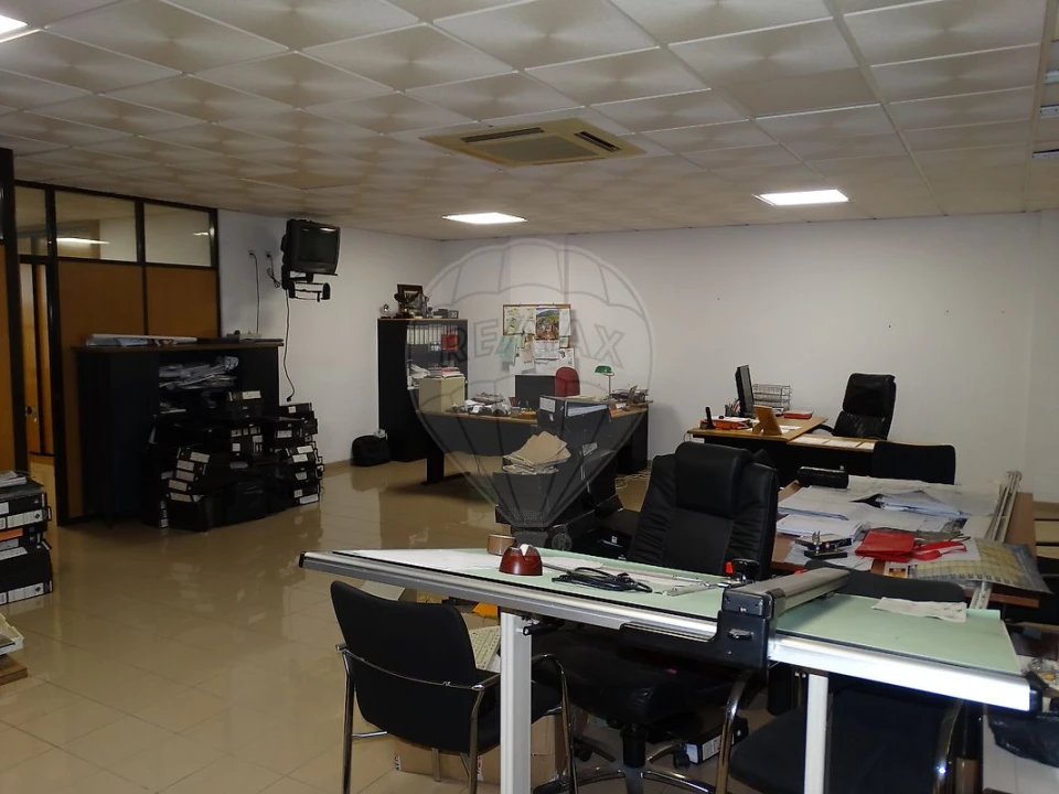 Loja para Venda em Odivelas Foto 10