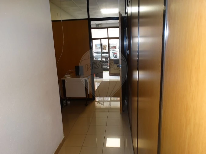 Loja para Venda em Odivelas Foto 13