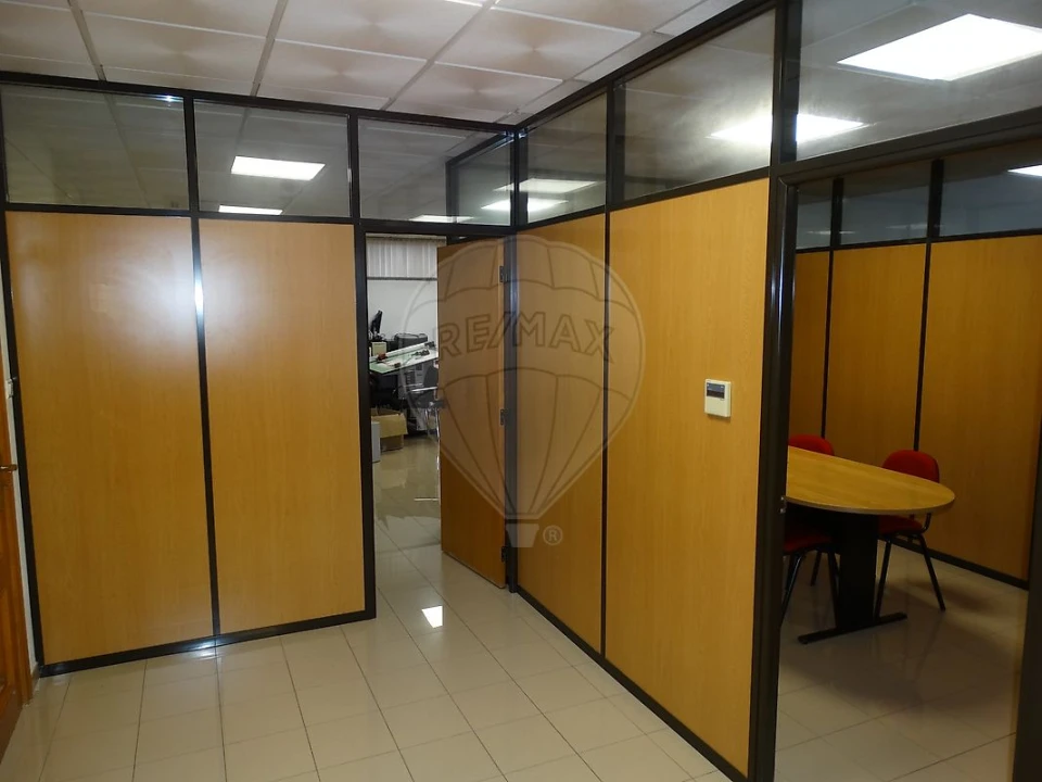 Loja para Venda em Odivelas Foto 4